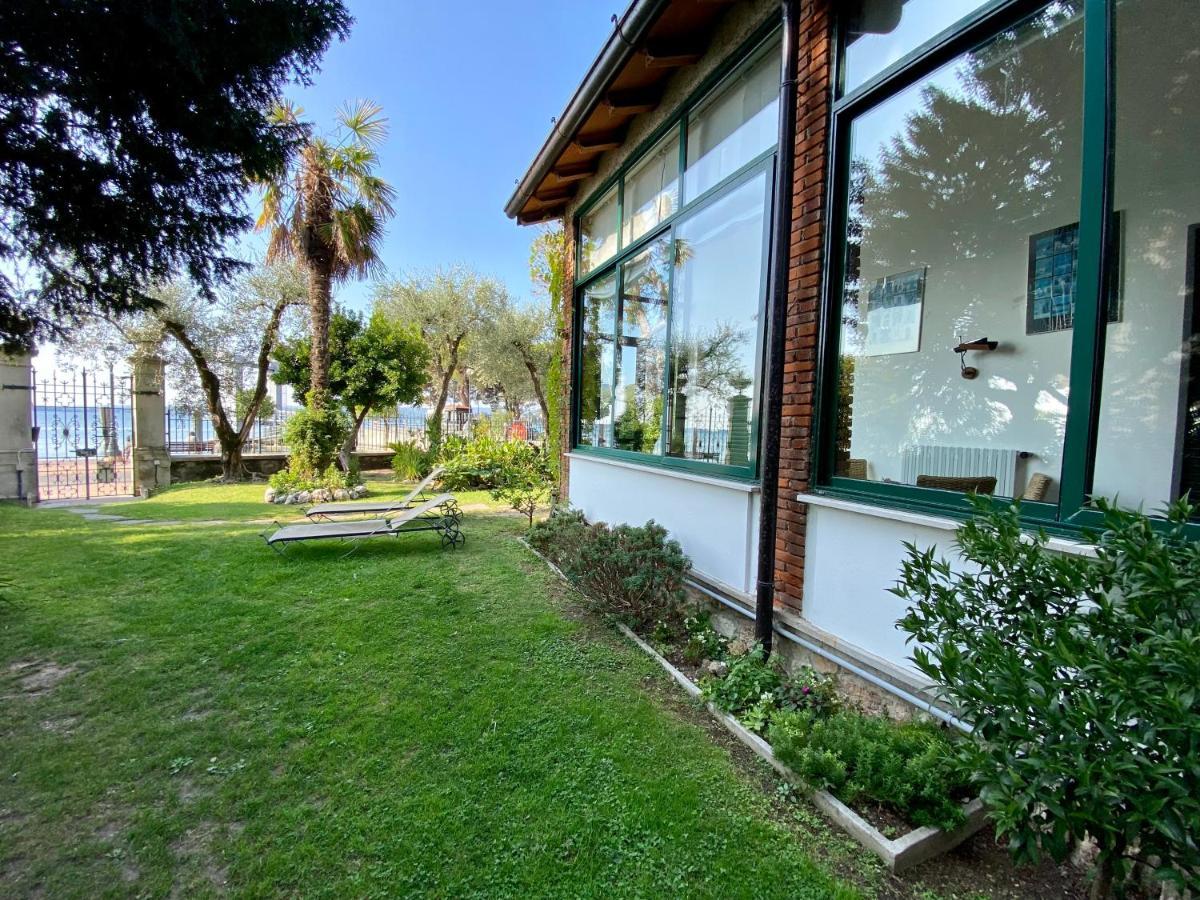 Casa Vacanze Gabbianella Villa Con Giardino Lungolago Maderno Toscolano Maderno Exterior photo